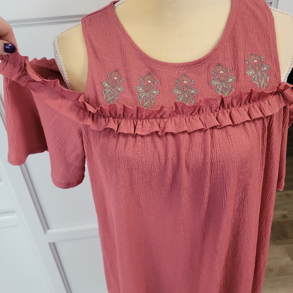 LC Lauren Conrad Summer Ruffle Cold Shoulder Dress Blush Pink/ Rust Color Large